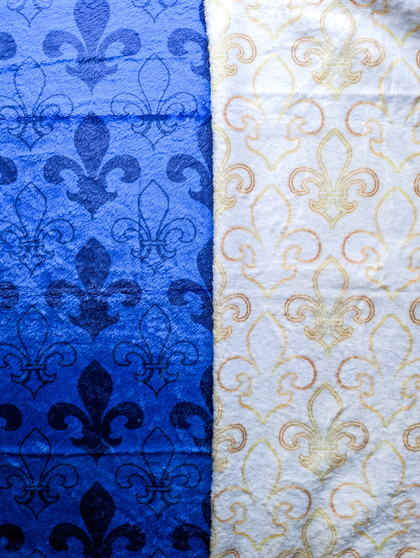 Blue and White Fleur de Lis Altar Cloth and Vestment Blanket