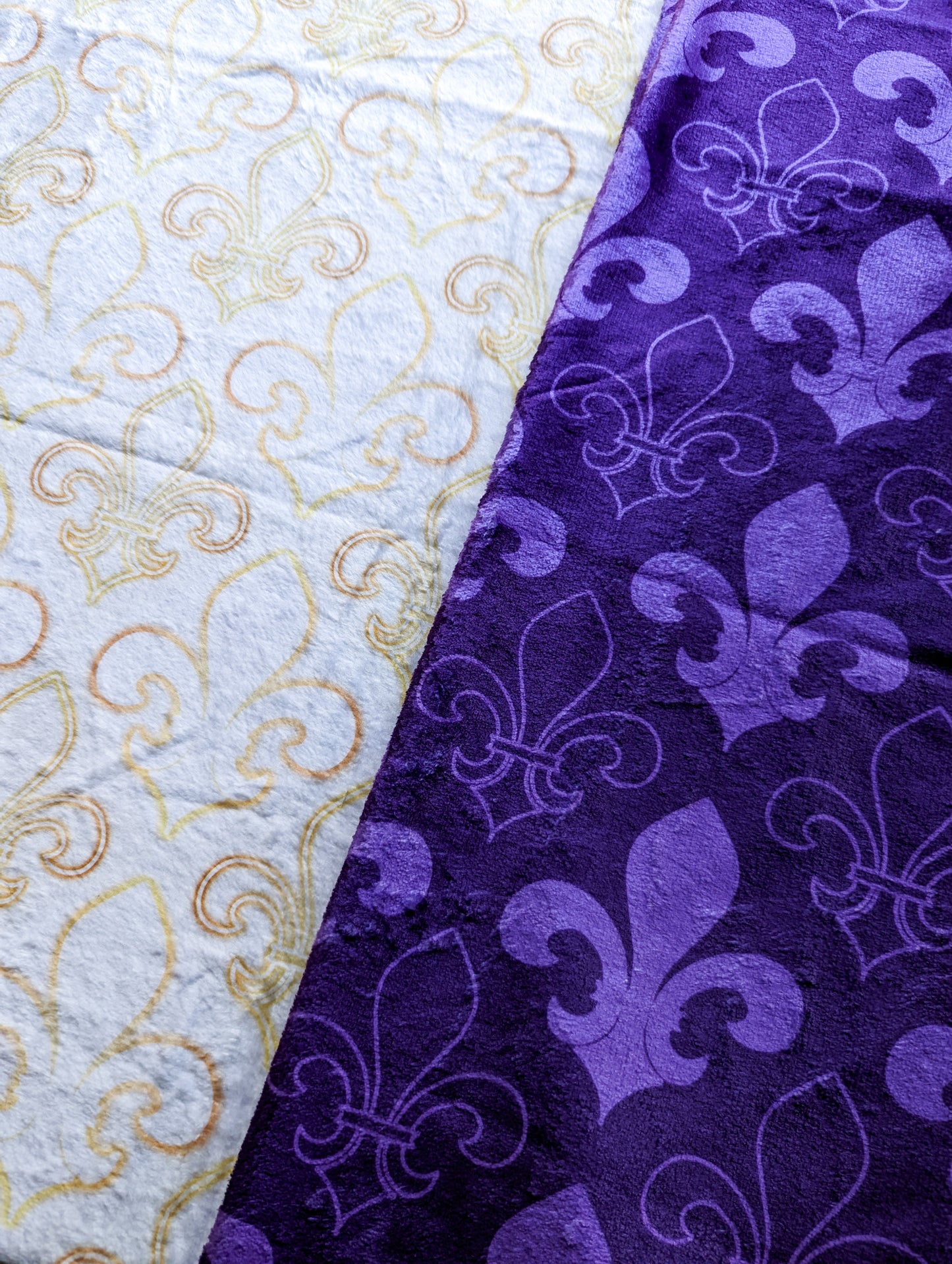 White and Purple Fleur de Lis Altar Cloth and Vestment Blanket