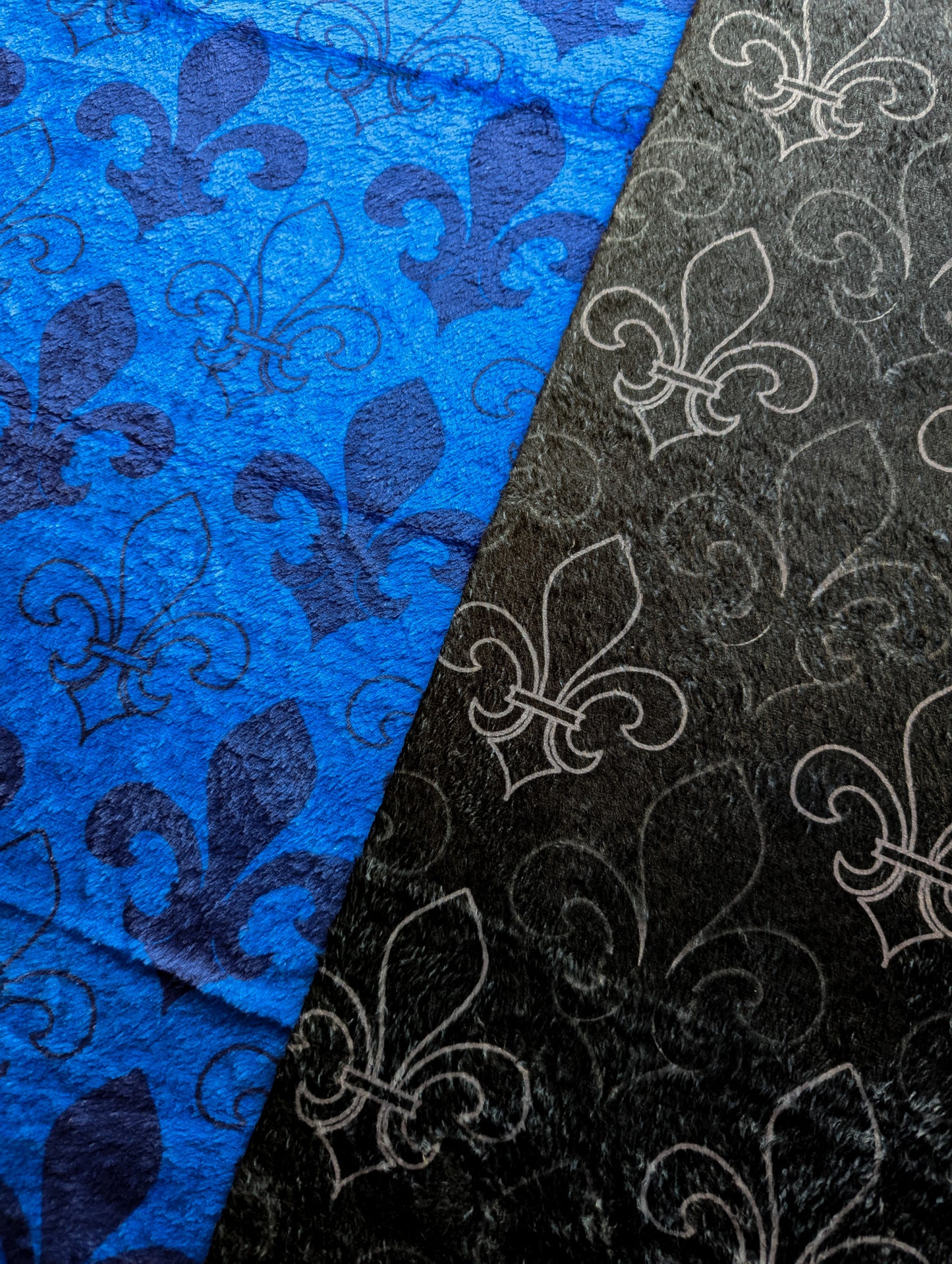 Black and Blue Fleur De Lis Altar Cloth & Vestment Blanket