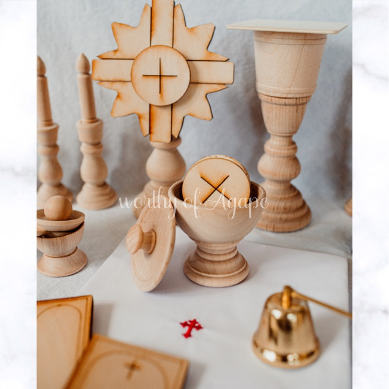 Natural Wood Traditional Latin Mass Set